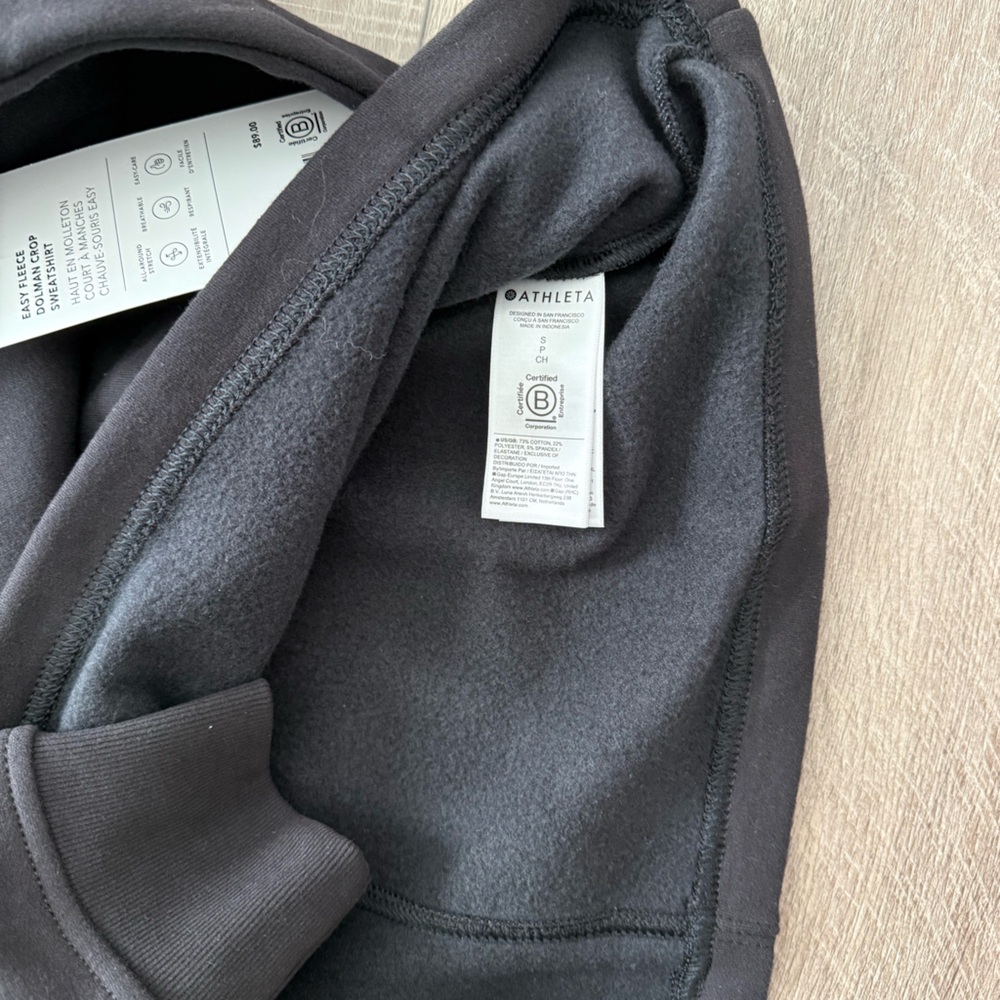 NWT Athleta Forever Fleece Dolman Crop Sweatshirt Size Small Black - Picture 7 of 8